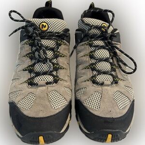 Merrell Men’s Hiking Shoes Size 11 Vibram Sole Retail $100+